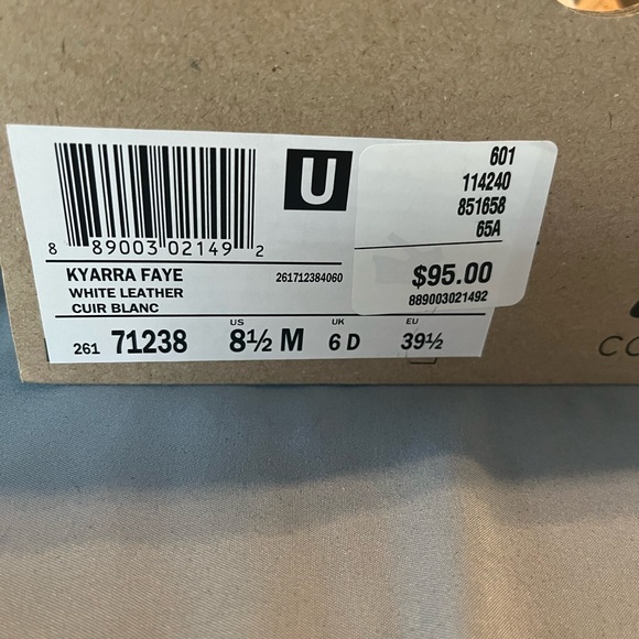 Clarks Collection white sandals size 8 1/2 New - Picture 3 of 3